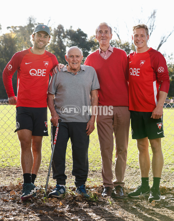 AFL 2024 Training - Sydney 220524 - A-49605222