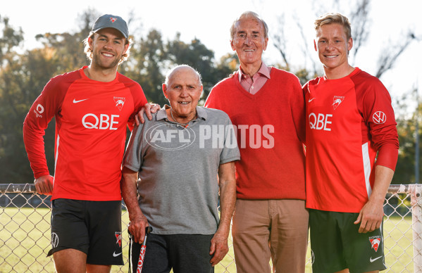 AFL 2024 Training - Sydney 220524 - A-49605949