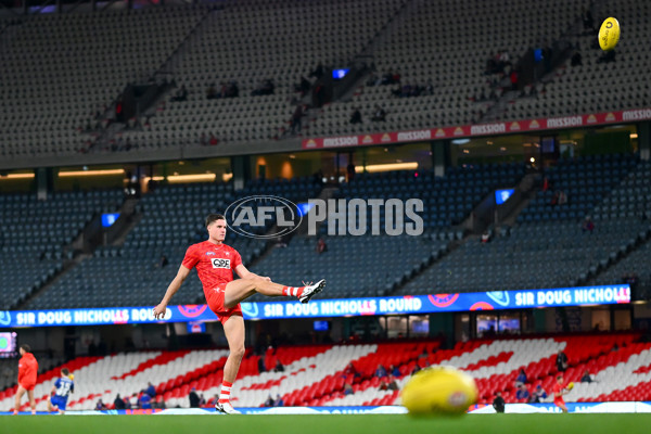 AFL 2024 Round 11 - Western Bulldogs v Sydney - A-49608168
