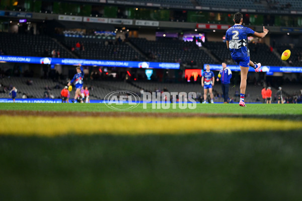 AFL 2024 Round 11 - Western Bulldogs v Sydney - A-49613362