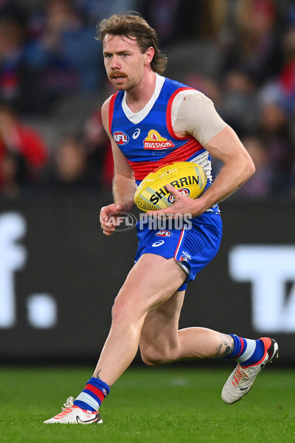AFL 2024 Round 11 - Western Bulldogs v Sydney - A-49616277
