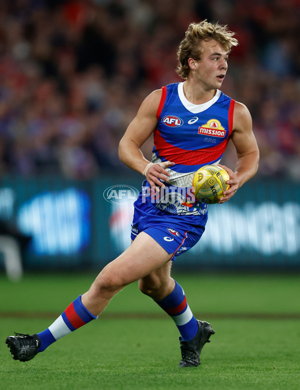 AFL 2024 Round 11 - Western Bulldogs v Sydney - A-49616297