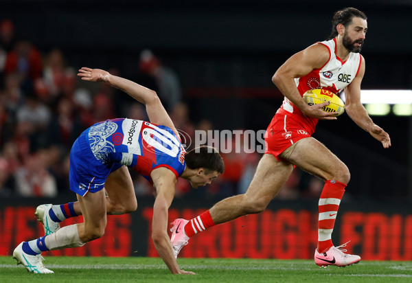 AFL 2024 Round 11 - Western Bulldogs v Sydney - A-49618801