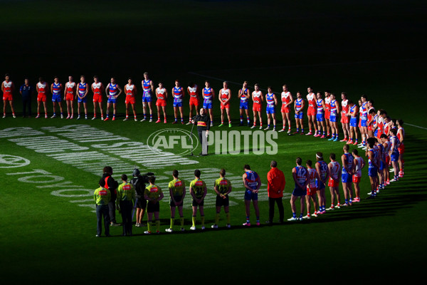 AFL 2024 Round 11 - Western Bulldogs v Sydney - A-49619583