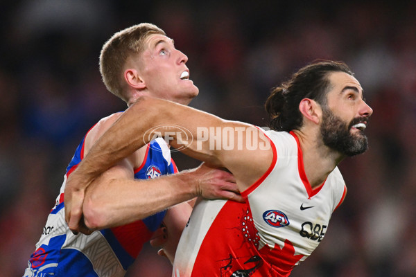 AFL 2024 Round 11 - Western Bulldogs v Sydney - A-49619633