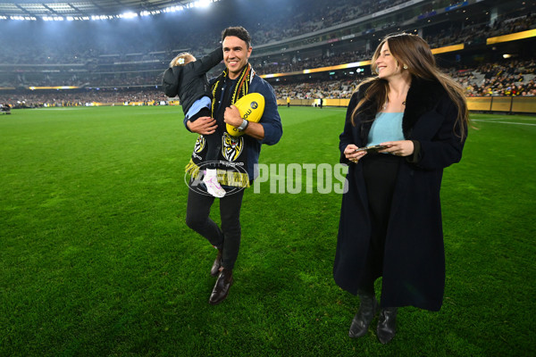 AFL 2024 Round 11 - Richmond v Essendon - A-49673677