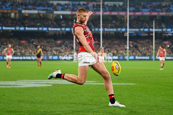 AFL 2024 Round 11 - Richmond v Essendon - A-49676184