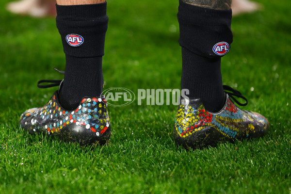 AFL 2024 Round 11 - Richmond v Essendon - A-49676187