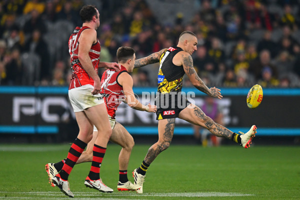 AFL 2024 Round 11 - Richmond v Essendon - A-49678895