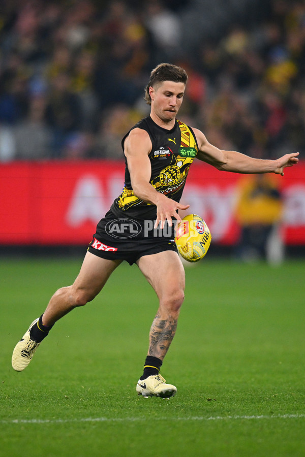 AFL 2024 Round 11 - Richmond v Essendon - A-49681134