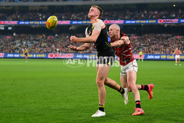 AFL 2024 Round 11 - Richmond v Essendon - A-49682347