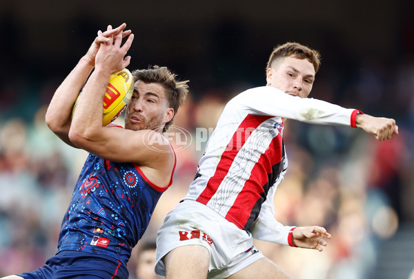 AFL 2024 Round 11 - Narrm v Euro-Yroke - A-49702119