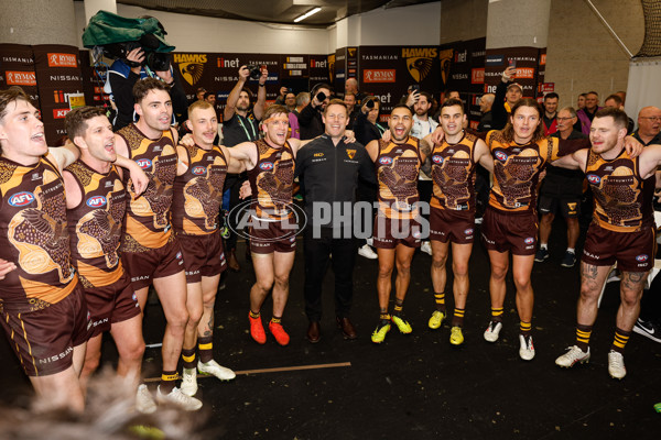 AFL 2024 Round 11 - Hawthorn v Brisbane - A-49704699