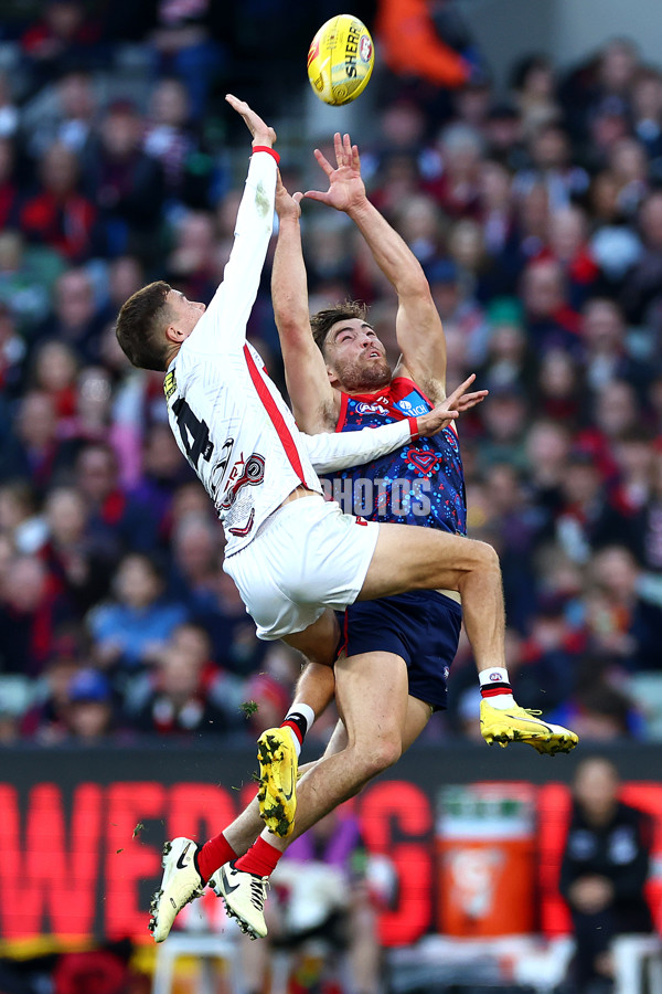 AFL 2024 Round 11 - Narrm v Euro-Yroke - A-49707349