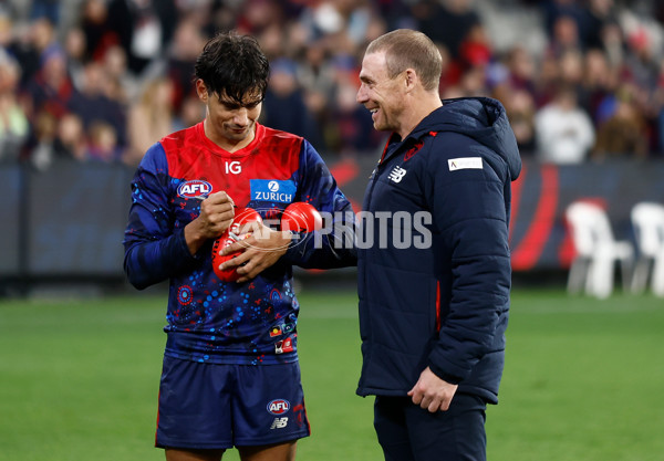 AFL 2024 Round 11 - Narrm v Euro-Yroke - A-49714682