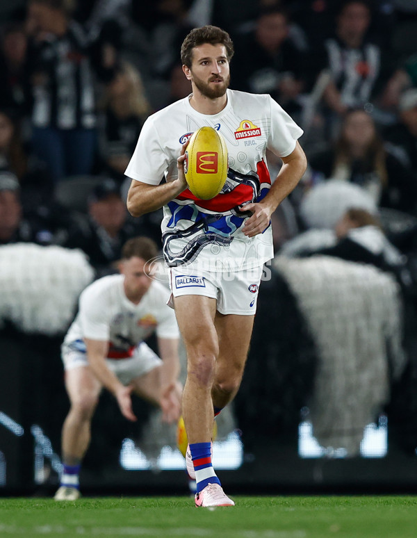 AFL 2024 Round 12 - Collingwood v Western Bulldogs - A-49851202