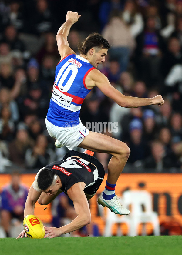 AFL 2024 Round 12 - Collingwood v Western Bulldogs - A-49856863