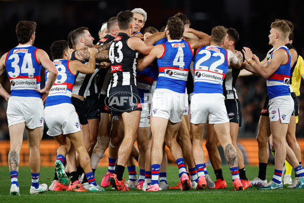 AFL 2024 Round 12 - Collingwood v Western Bulldogs - A-49856867