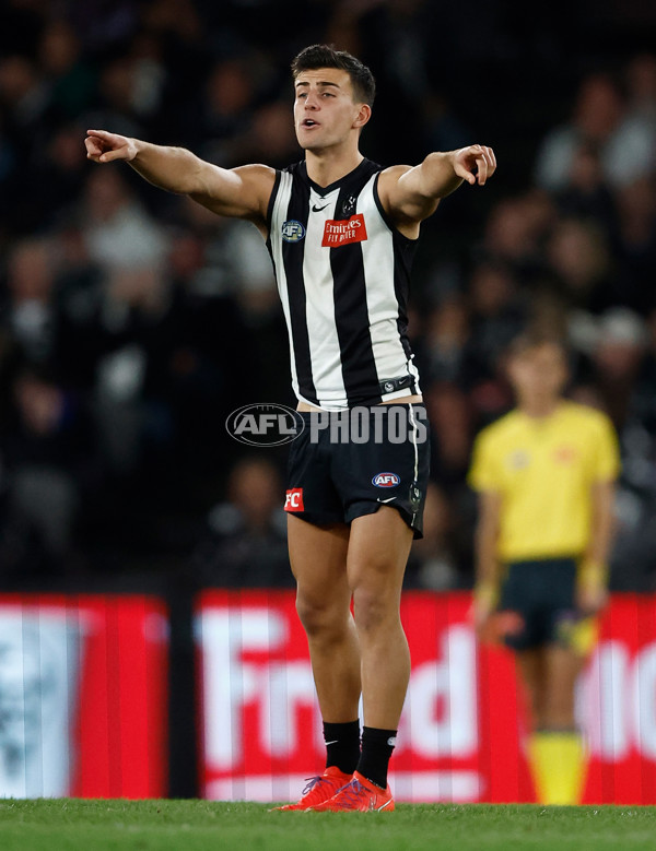 AFL 2024 Round 12 - Collingwood v Western Bulldogs - A-49861319