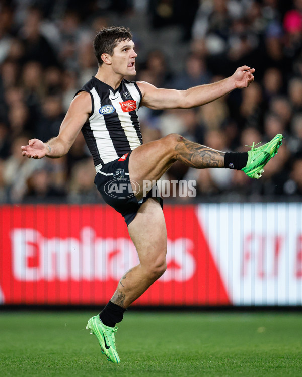AFL 2024 Round 12 - Collingwood v Western Bulldogs - A-49861344