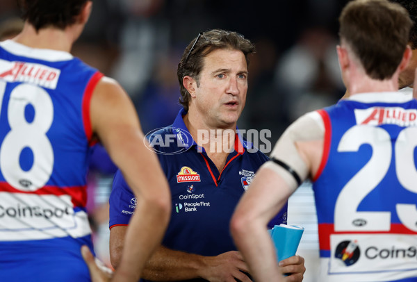 AFL 2024 Round 12 - Collingwood v Western Bulldogs - A-49861365