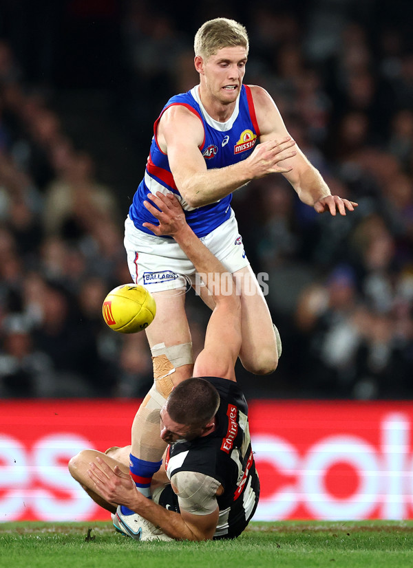 AFL 2024 Round 12 - Collingwood v Western Bulldogs - A-49861491
