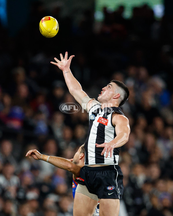 AFL 2024 Round 12 - Collingwood v Western Bulldogs - A-49861572