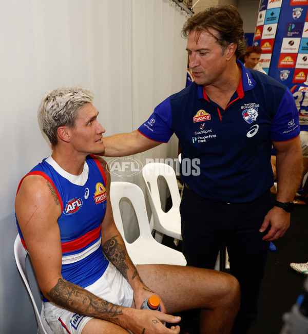 AFL 2024 Round 12 - Collingwood v Western Bulldogs - A-49863676