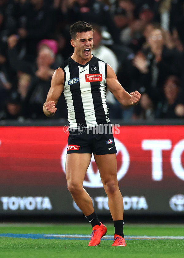 AFL 2024 Round 12 - Collingwood v Western Bulldogs - A-49866811