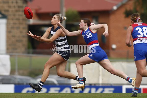 VFLW 2024 Round 11 - Geelong v Western Bulldogs - A-49869300