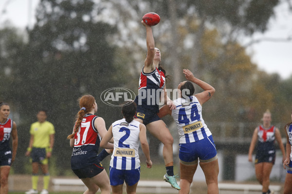 VFLW 2024 Round 11 - North Melbourne v Darebin - A-49881138