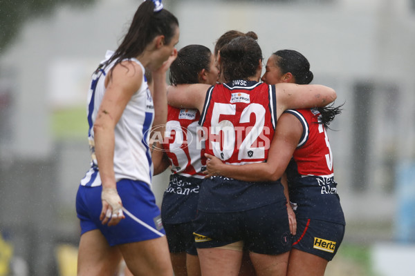 VFLW 2024 Round 11 - North Melbourne v Darebin - A-49881142