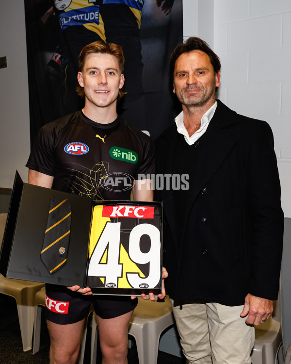 AFL 2024 Round 12 - Geelong v Richmond - A-49891485