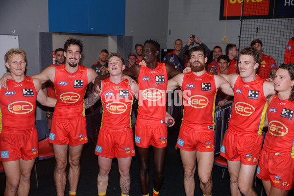 AFL 2024 Round 12 - Gold Coast v Essendon - A-49919543