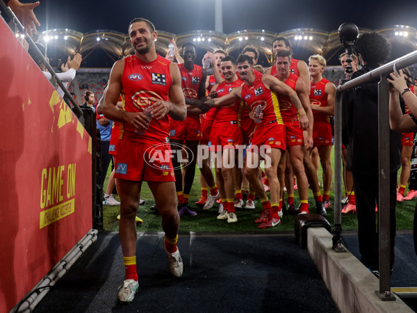 AFL 2024 Round 12 - Gold Coast v Essendon - A-49920044