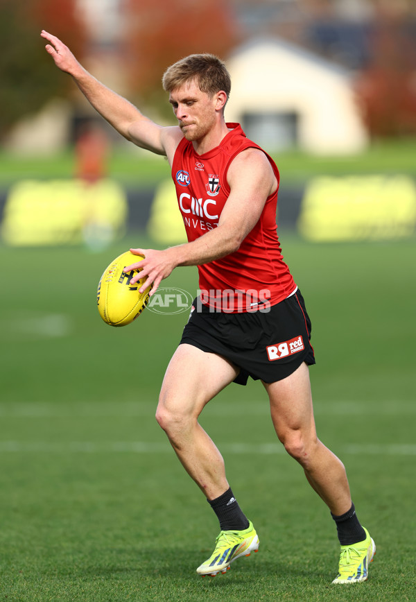 AFL 2024 Training - St Kilda 040624 - A-49931558