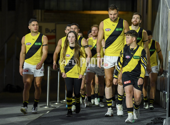 AFL 2024 Round 13 - Adelaide v Richmond - A-50126889