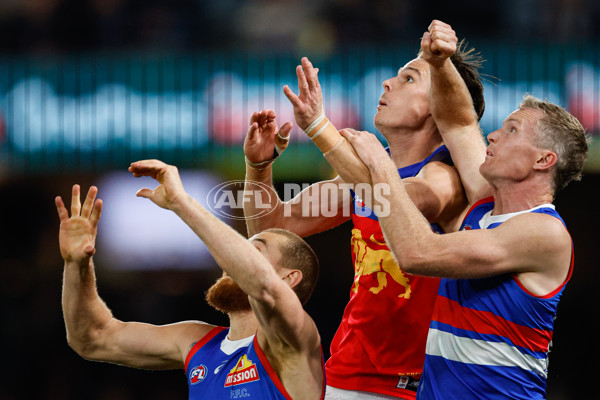 AFL 2024 Round 13 - Western Bulldogs v Brisbane - A-50623528