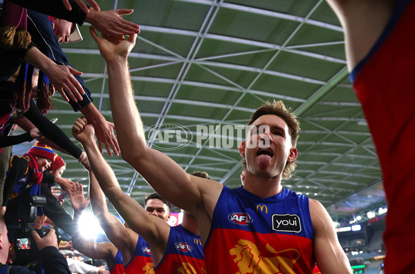 AFL 2024 Round 13 - Western Bulldogs v Brisbane - A-50628364