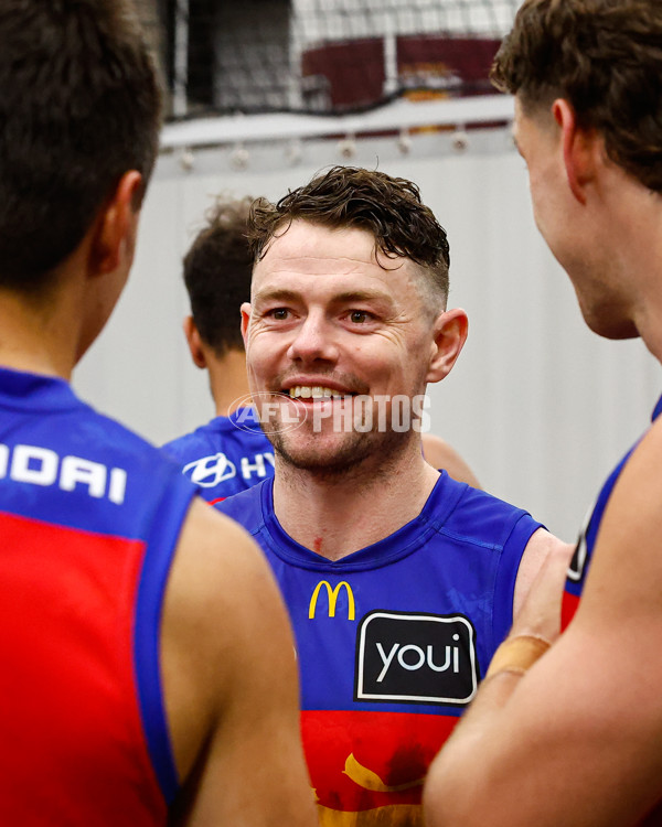 AFL 2024 Round 13 - Western Bulldogs v Brisbane - A-50629895