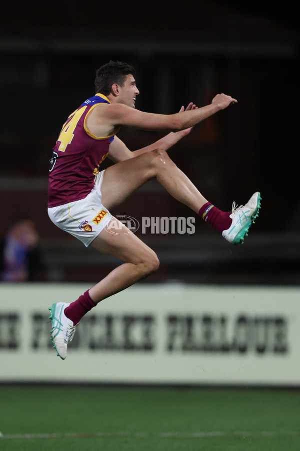 VFL 2024 Round 11 - Footscray v Brisbane - A-50635454