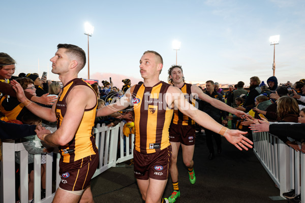 AFL 2024 Round 13 - Hawthorn v GWS - A-50665996