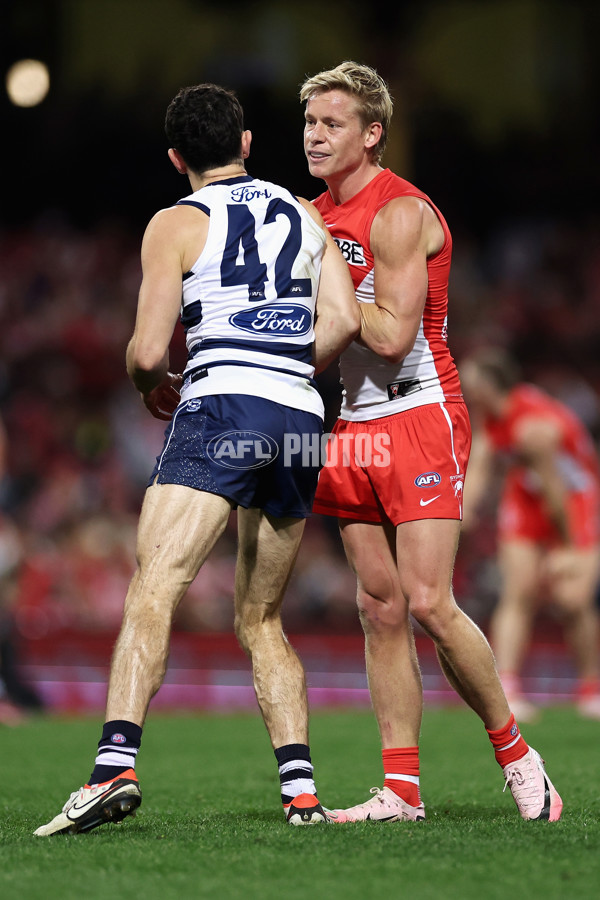 AFL 2024 Round 13 - Sydney v Geelong - A-50700806