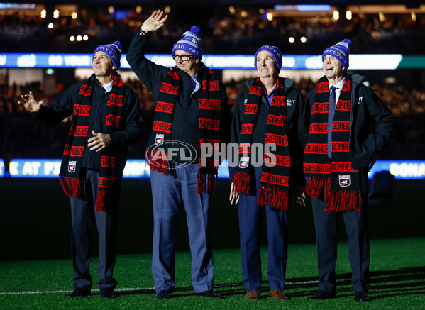 AFL 2024 Round 13 - Essendon v Carlton - A-50703358