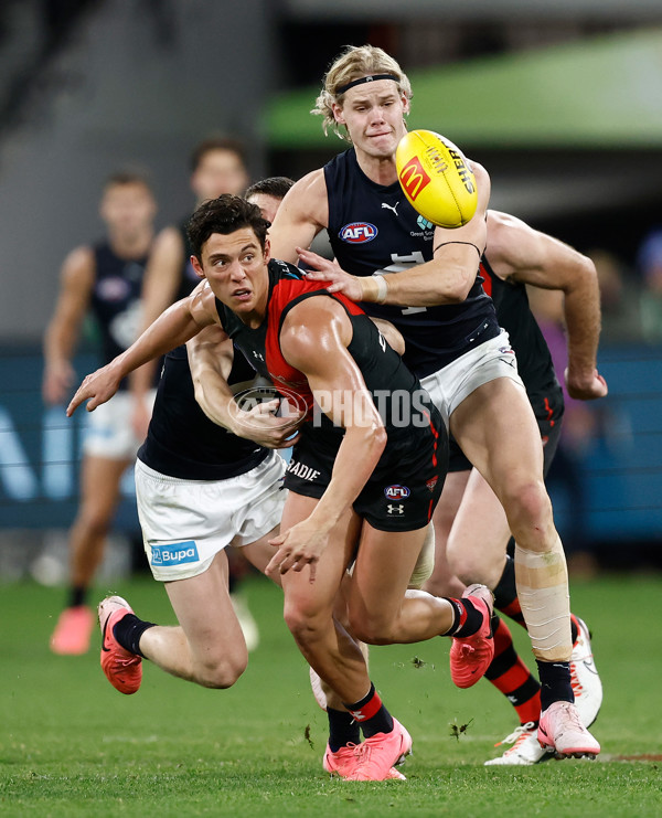 AFL 2024 Round 13 - Essendon v Carlton - A-50705712