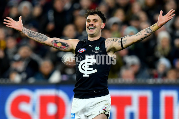 AFL 2024 Round 13 - Essendon v Carlton - A-50708590