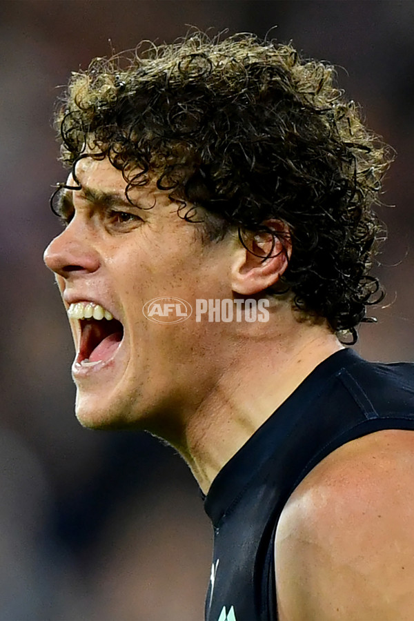 AFL 2024 Round 13 - Essendon v Carlton - A-50708618