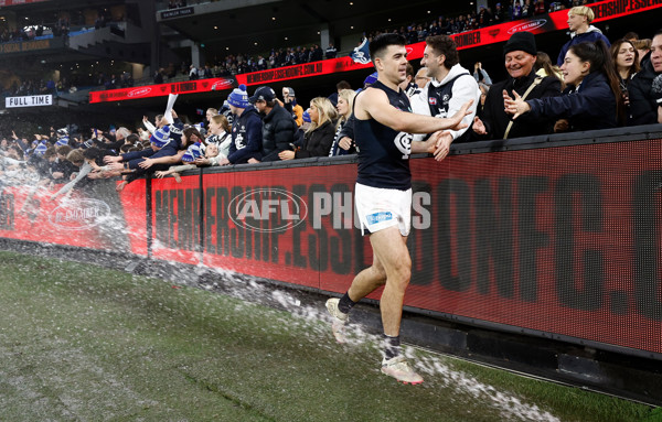 AFL 2024 Round 13 - Essendon v Carlton - A-50708641