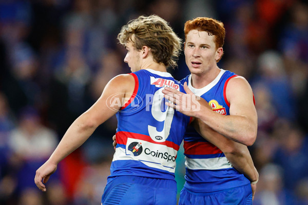 AFL 2024 Round 14 - Western Bulldogs v Fremantle - A-51010569