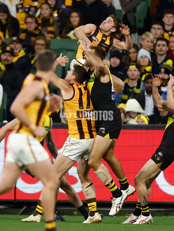 AFL 2024 Round 14 - Richmond v Hawthorn - A-51015257